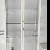 vetrina ikea milsbo