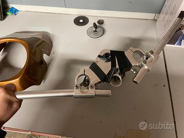 Piastra di sterzo e semimanubri