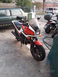 Honda VF500F 