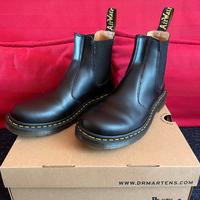 Dr. Martens Chelsea