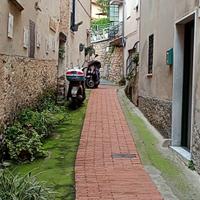 Palazzina cielo terra in Moglio Alassio