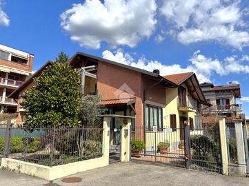 PORZIONE DI BIFAMILIARE A SANTENA