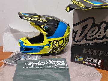 Casco NUOVO Tg. XL Troy Lee Designs SE5 omologato