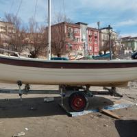 Nautis 520 a vela