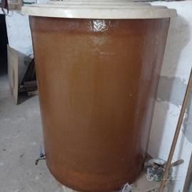 tino conitore vetroresina 500 lt