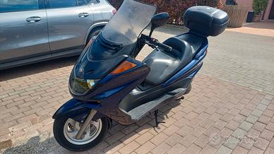 Yamaha Majesty 250