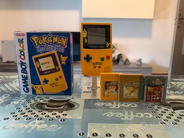NINTENDO GAME BOY COLOR Special Edition Pikachu