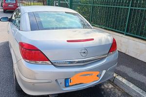 Auto opel