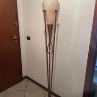 Lampada da terra artigianale in ferro battuto