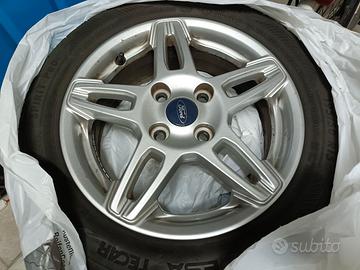 Cerchi e gomme R15