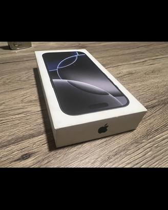 Scatola iPhone 16 pro
