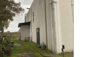 Immobile in asta di 942 m² con più di 5 locali a L