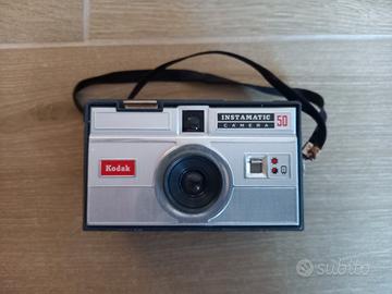 Macchina fotografica vintage Kodak Instamatic 50
