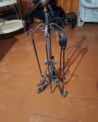 ferri per camino