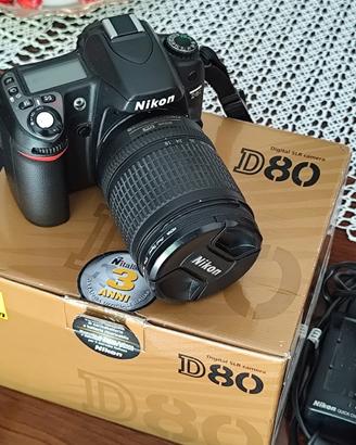 Nikon d80 con obiettivo 