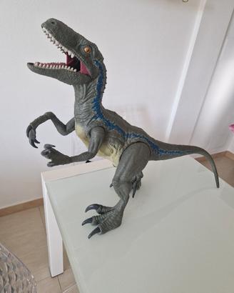 Dinosauro Jurassic World. Velociraptor Blu