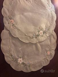 Coppia tovagliette/centrotavola vintage Organdis
