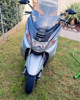 ricambi per Suzuki Burgman 250 anno 99