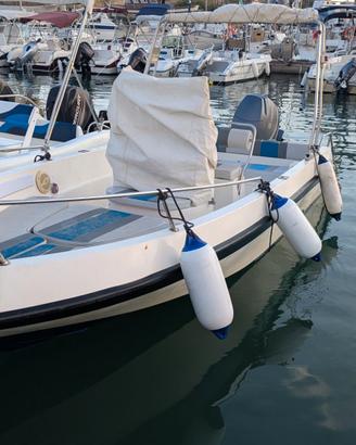Barca 6mt 100cv yamaha con o senza carrello