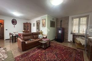 CASA DI CORTE A VEROLANUOVA