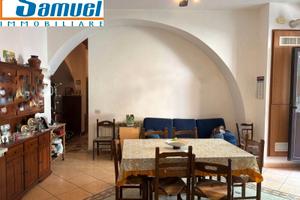 Piedimonte Etneo, casa singola (CT)