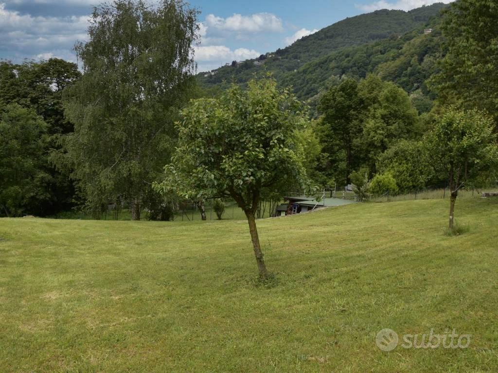 Terreno di 1230 m² a Margno - Vista 2