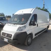 Fiat Ducato furgone lungo