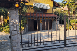 Villa unifamiliare con giardino