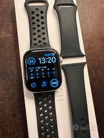 APPLE WATCH Series 10 46 mm silver