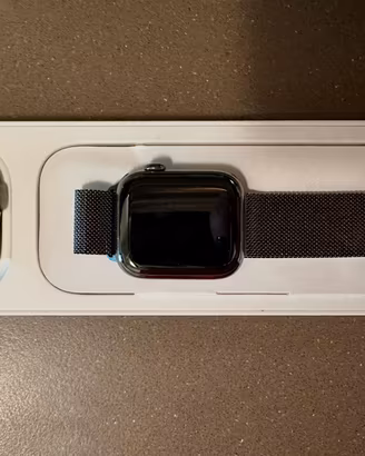 Apple Watch Series 8 45 mm Grafite GPS + Cellular
