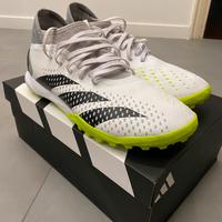 Scarpini calcetto Adidas Predator