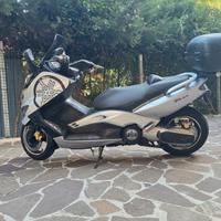 Yamaha T Max - 2002