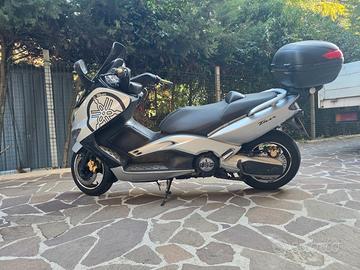 Yamaha T Max - 2002
