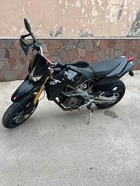 Aprilia dorsoduro 750