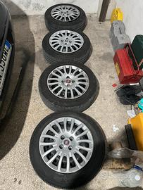 175/65/ R15  gomme 80% da cunsumare ancora