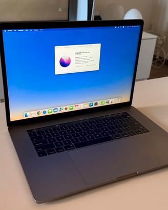 MacBook Pro 15” 2016-i7-16GB RAM-SSD 500GB