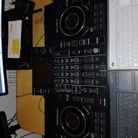 Denon SC LIVE 4 con DECKSAVER UDG