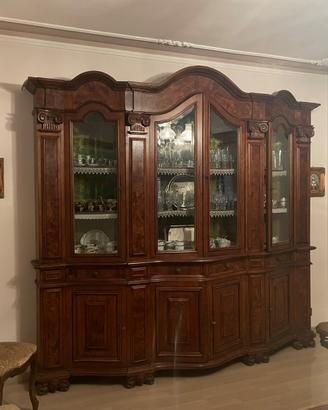 Credenza