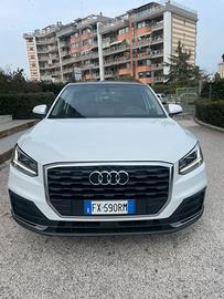 Audi Q2 TFSI TETTO APRIBILE