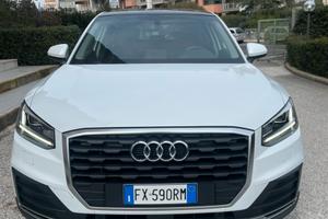 Audi Q2 TFSI TETTO APRIBILE
