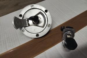 KTM 690 tappo blocchetto avviamento