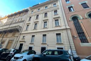 Prati cavour - locale commerciale su due livelli