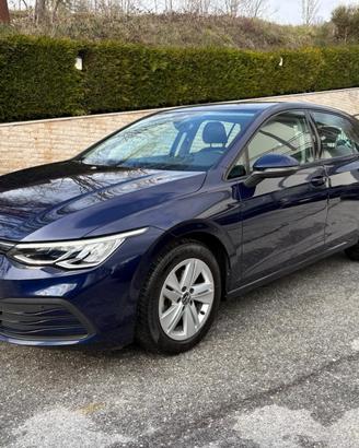 VOLKSWAGEN Golf 1.0 eTSI EVO DSG Life