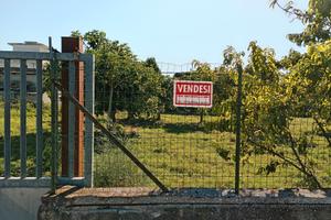 Terreno edificabile 1220 mq