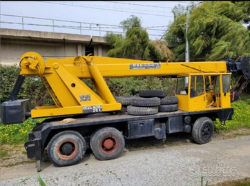 Autogru C&G 25 ton