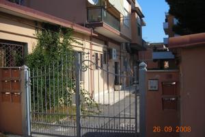 Fiumicino ammobiliato a non residenti