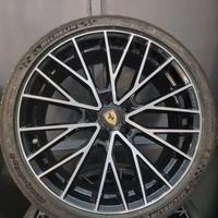 Cerchi e Gomme Ferrari 20'' Michelin Pilot Sport
