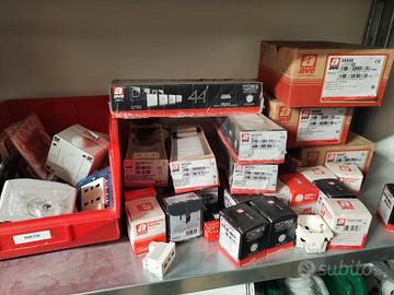 frutti AVE serie 44 bianco 