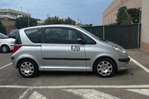 Peugeot 1007