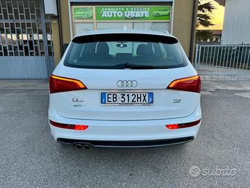 Audi q5 2.0 tdi quattro s-line gancio/ tagliandi